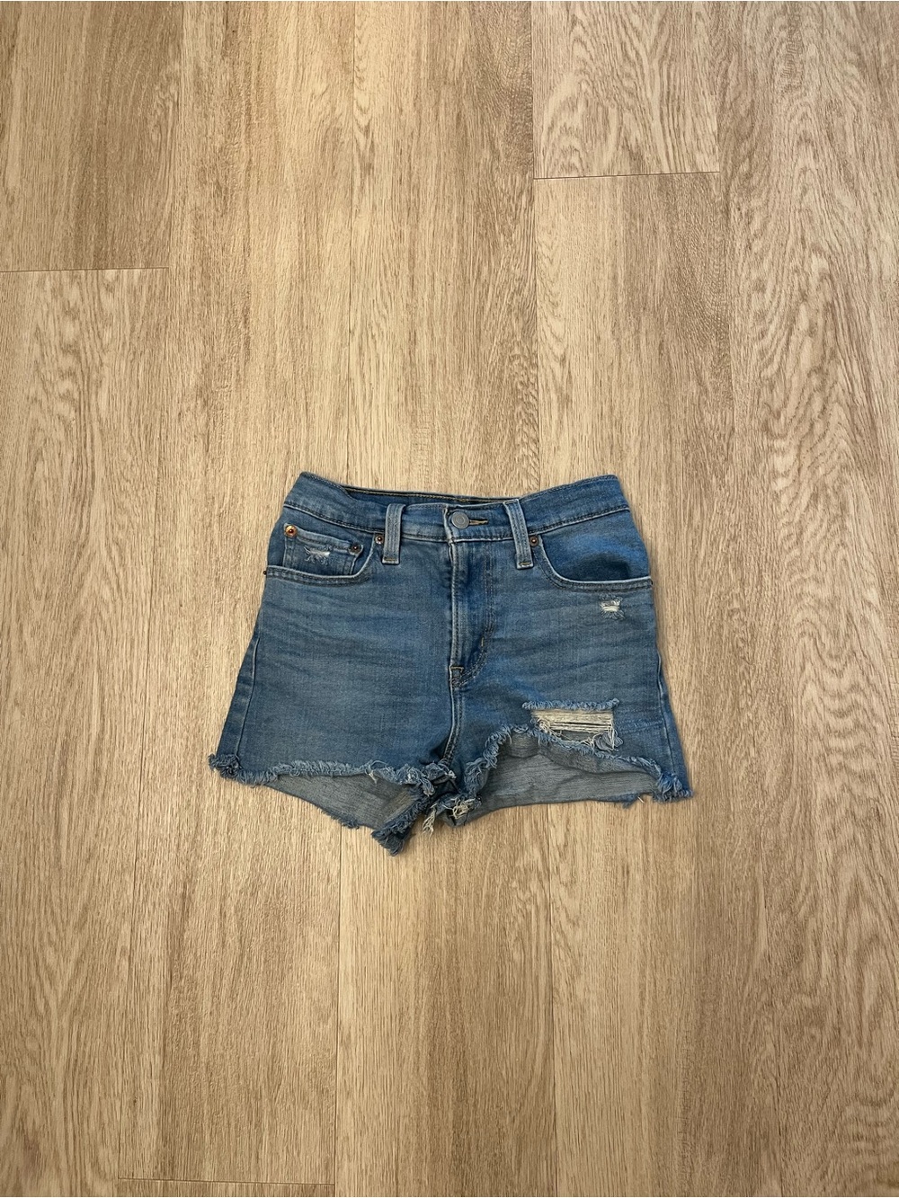 levi’s jean shorts